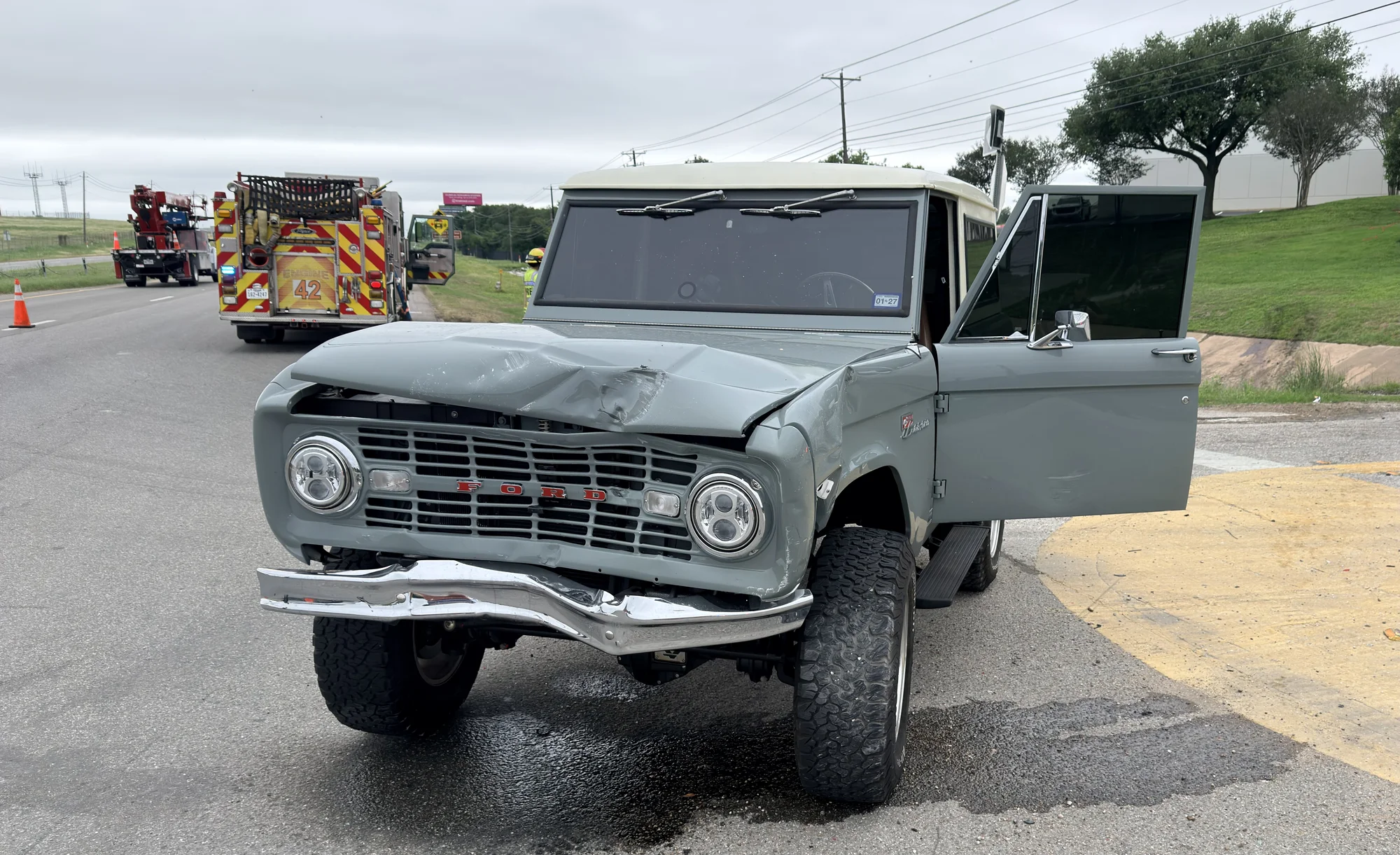 Bronco front close