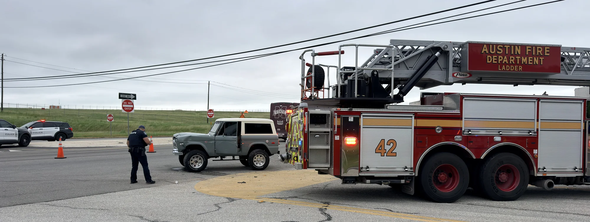 AFD Ladder 42 and Bronco
